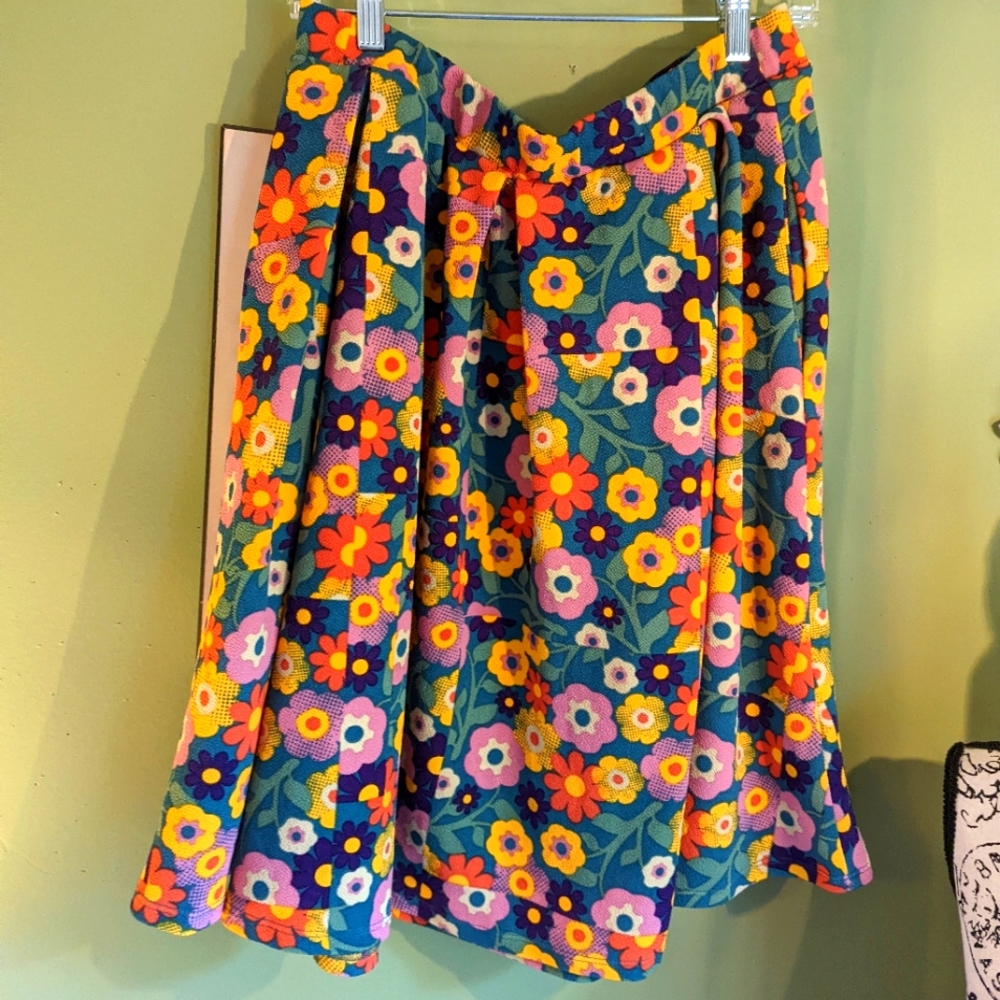 LuLaRoe skirt